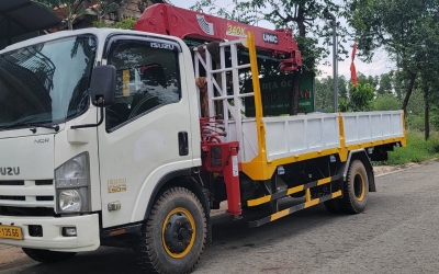 XE CẨU THÙNG 3.5  TẤN THÀNH PHỐ MỚI BÌNH DƯƠNG